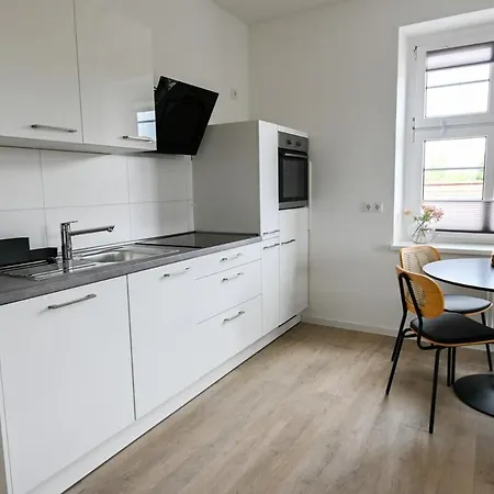 Apartment Charmante 2-zimmer-wohnung Am Wasser&altstadt *