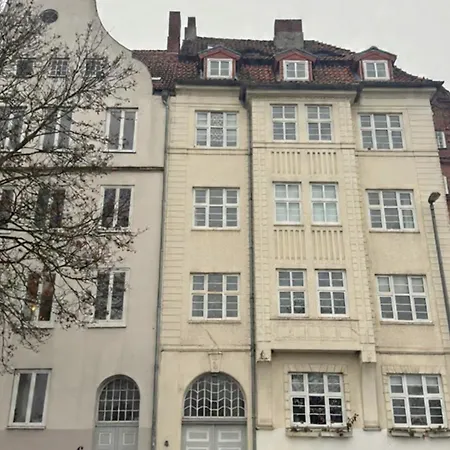 Charmante 2-zimmer-wohnung Am Wasser&altstadt Apartment *